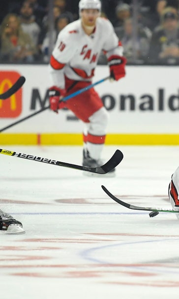 Petr Mrazek makes 31 saves, Hurricanes blank LA Kings 2-0